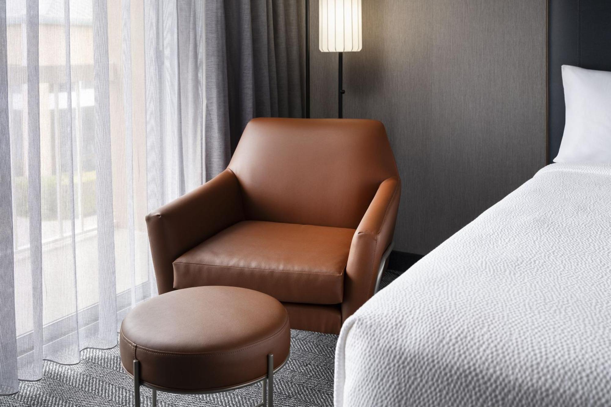 Courtyard By Marriott San Mateo Фостър Сити Екстериор снимка